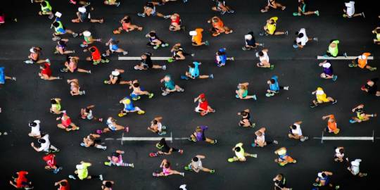 Vom Jogging zum Wettkampf: So plant ihr euer erstes Laufevent